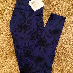 NWT! Beyond Yoga leggings